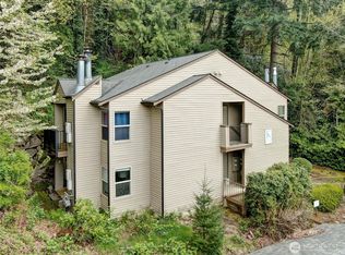 9805 Avondale Rd NE APT K236, Redmond, WA 98052