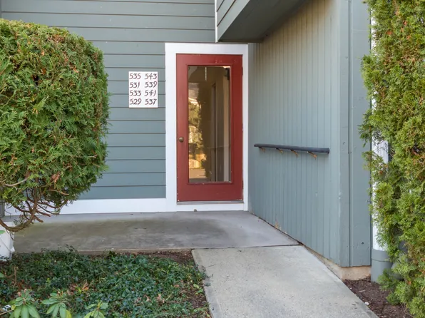 533 Glendale Avenue #533, Bridgeport, CT 06606