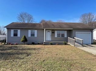 112 Waterford Ln, Glasgow, KY 42141