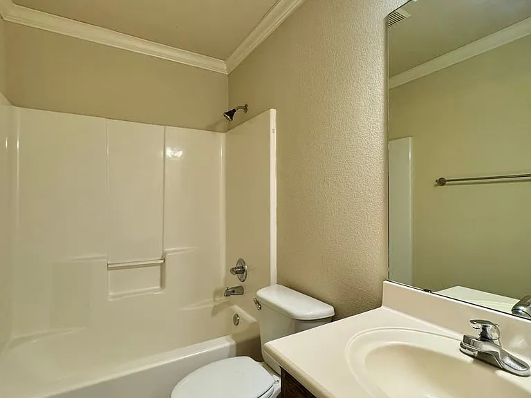 304A Chapel Trail Cir — Photo 12