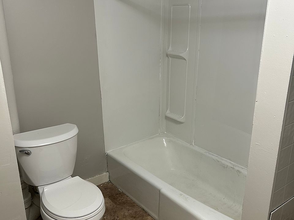 1st image of 2484-2486 Lagonda Ave