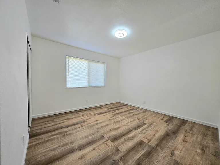 27756 Hummingbird Ct — Photo 9