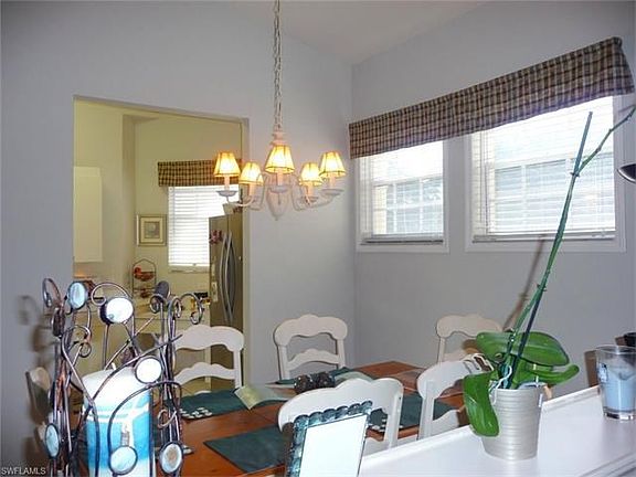 Dining and Kitchenentrance