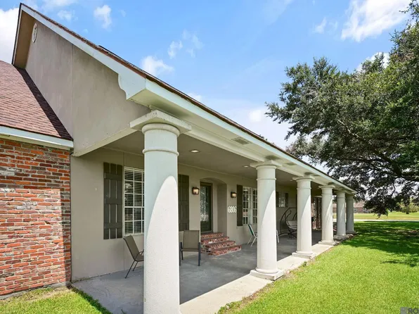 6806 Section Rd, Port Allen, LA 70767