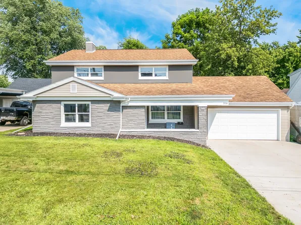 516 Harrison St, Little Chute, WI 54140