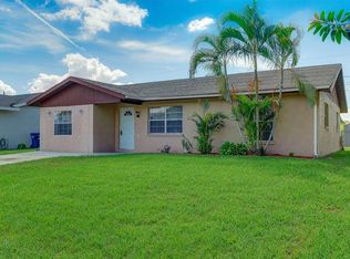 619 14th St E, Palmetto, FL 34221
