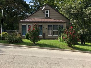 819 8th St, Radford, VA 24141