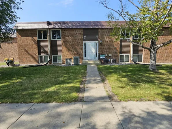 2501 26th Ave S APT 27, Grand Forks, ND 58201