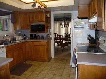 3rd image of 8311 Coppernail Way #15-1