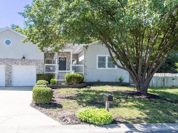 21305 E 51st St S, Blue Springs, MO 64015