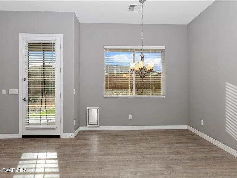 6227 E Bower Ln — Photo 10