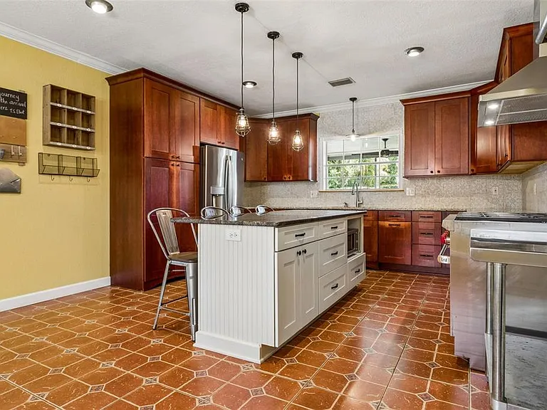 2603 N Ridgewood Ave — Photo 8