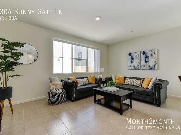 3304 Sunny Gate Ln — Photo 1