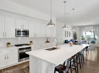 111 Frame, Irvine, CA 92618