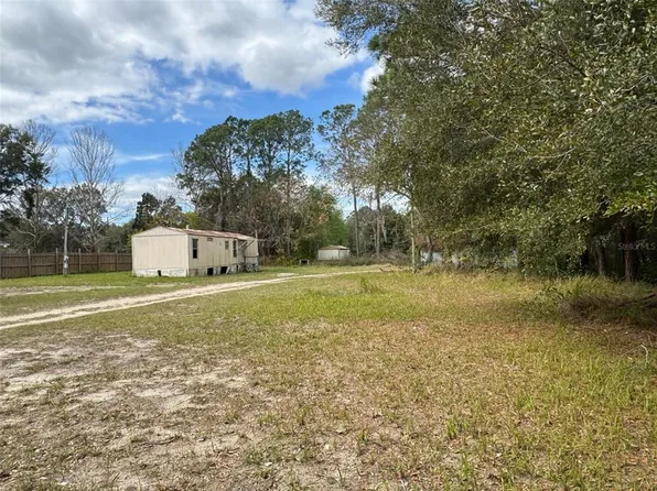 11810 SE Highway 464, Ocklawaha, FL 32179