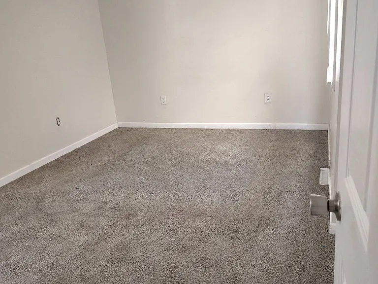 3471 Rohr Rd — Photo 3