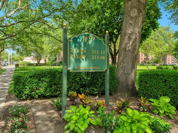 212-12 73rd #3C, Oakland Gardens, NY 11364