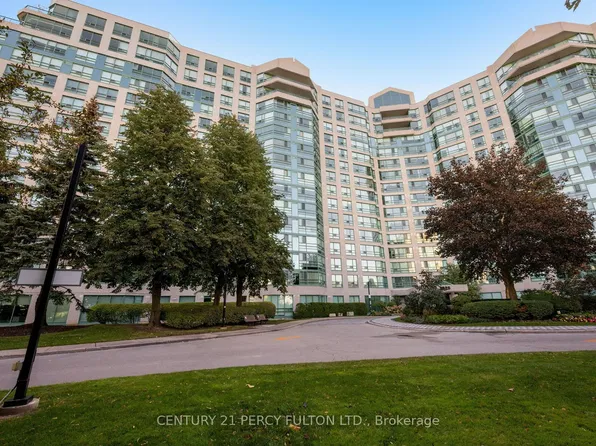 7825 Bayview Ave #624, Markham, ON L3T 7N2