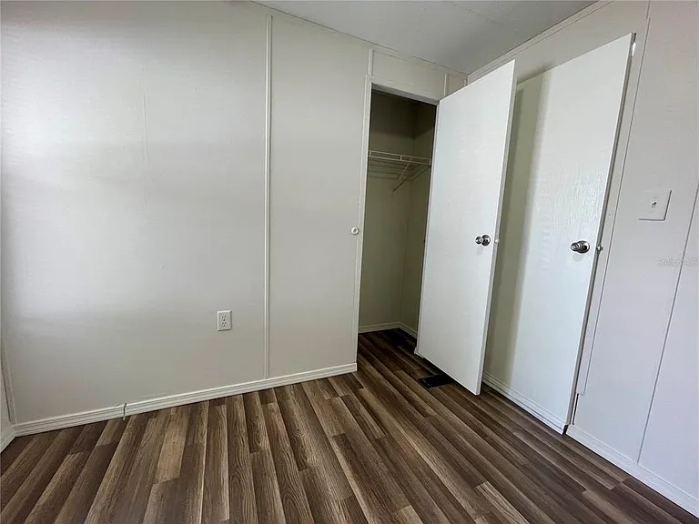 6330 Eugene Acres Ln — Photo 15