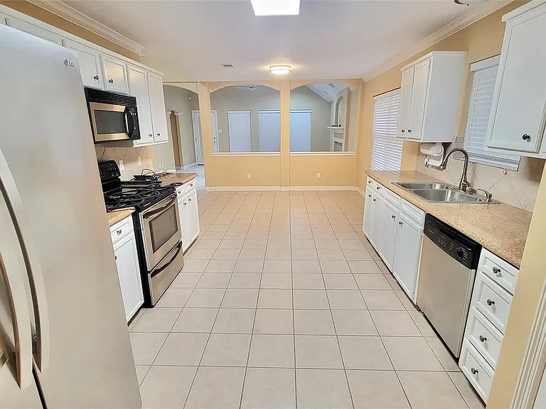 3702 Mystic Cir — Photo 7
