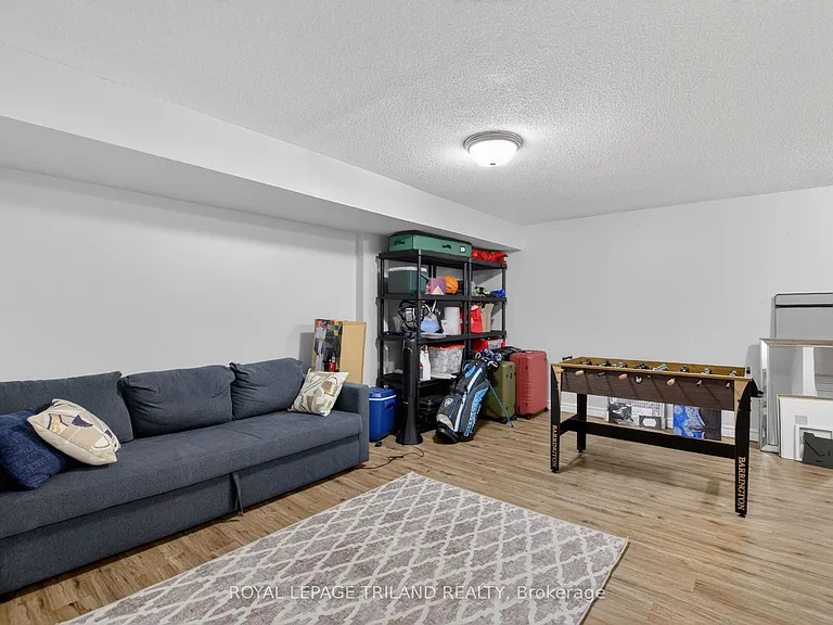 1415 Commissioners Rd W #21 — Photo 30