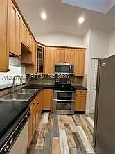 11288 SW 9th Ct — Photo 4