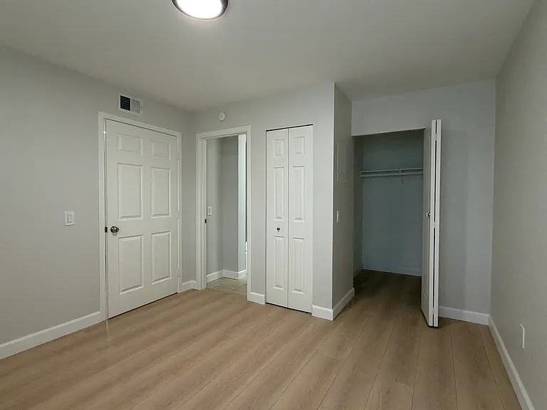 1265 Kendall Dr #412 — Photo 16
