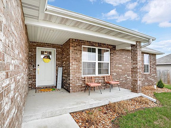 4th image of 4725 S 125th Road