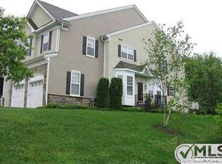 83 Brookfield Dr, Jackson, NJ 08527