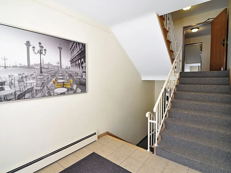 Essex Green Apartments — Photo 1