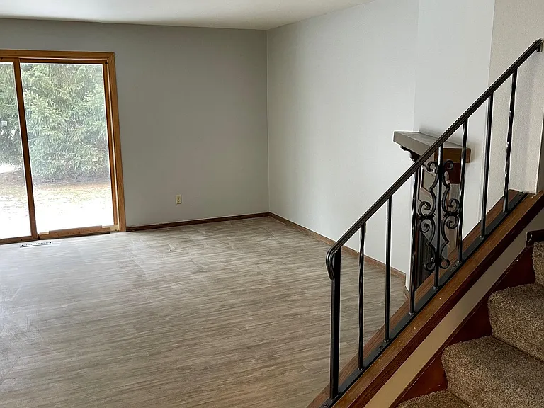 W150S7046 Cornell Cir — Photo 6