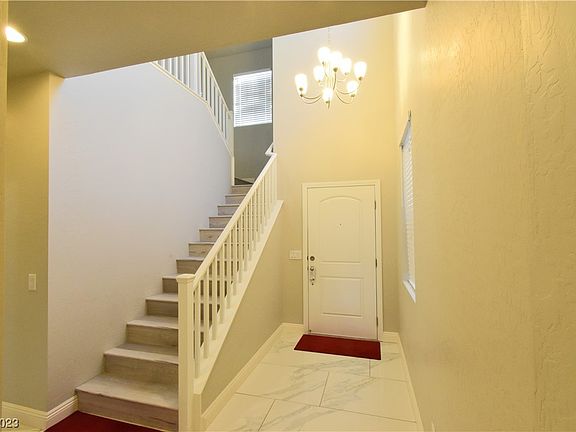 4th image of 8956 Willow Break Ave