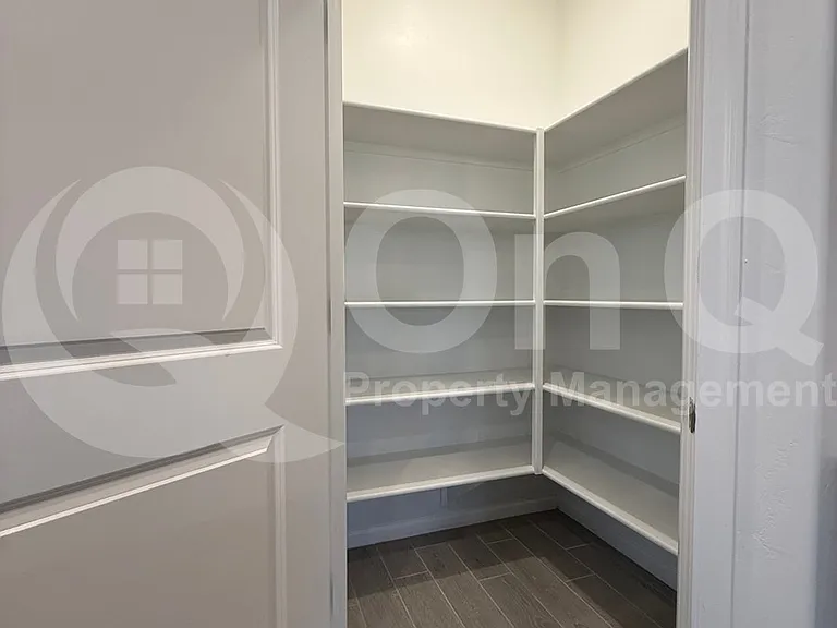 6901 W Sweetshade Ln — Photo 13