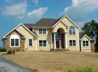 37 Erin Ct, Middletown, NY 10941