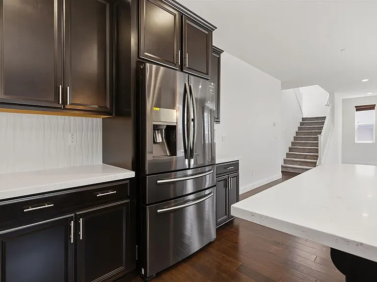520 E Albertina Ave — Photo 22