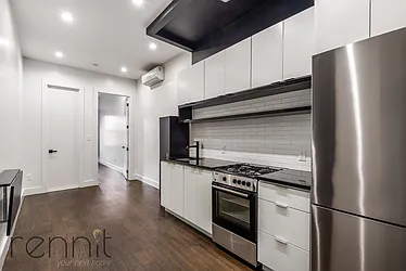 Rented by Rennit Inc.