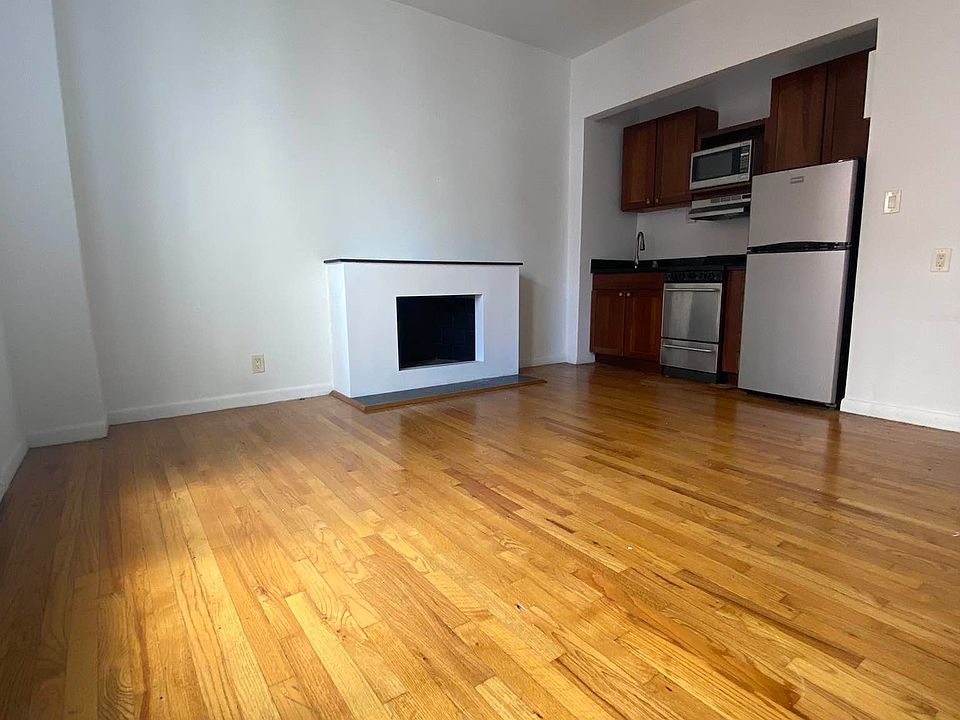 1st image of 35 W 64th St APT 5F