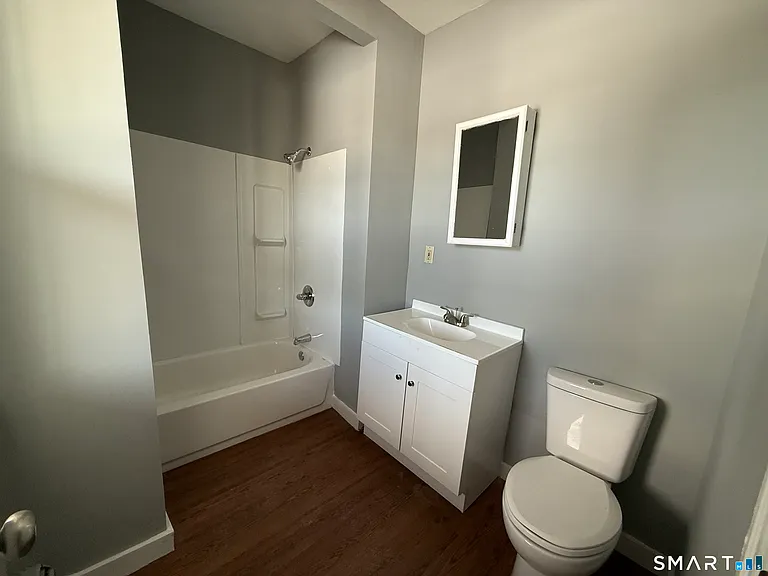 130 West Ave #3 — Photo 5