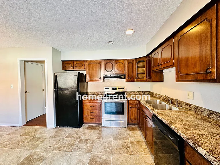 9559 Outlook Dr — Photo 8