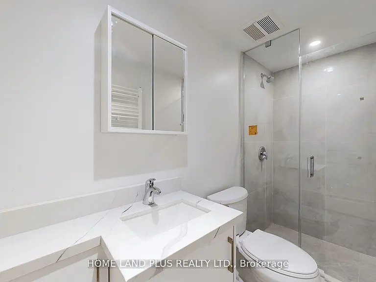 919 Avenue Rd #B — Photo 20