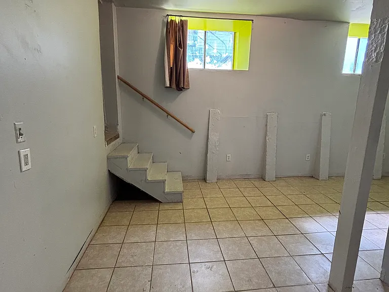 5324 NE 19th Ave — Photo 14