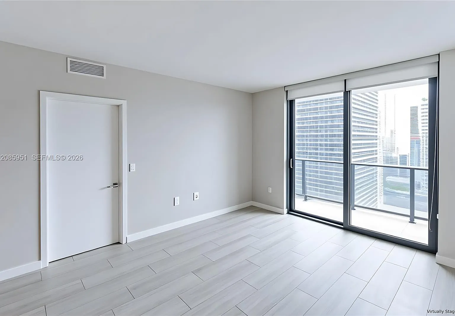 Brickell Heights East Con — Photo 2