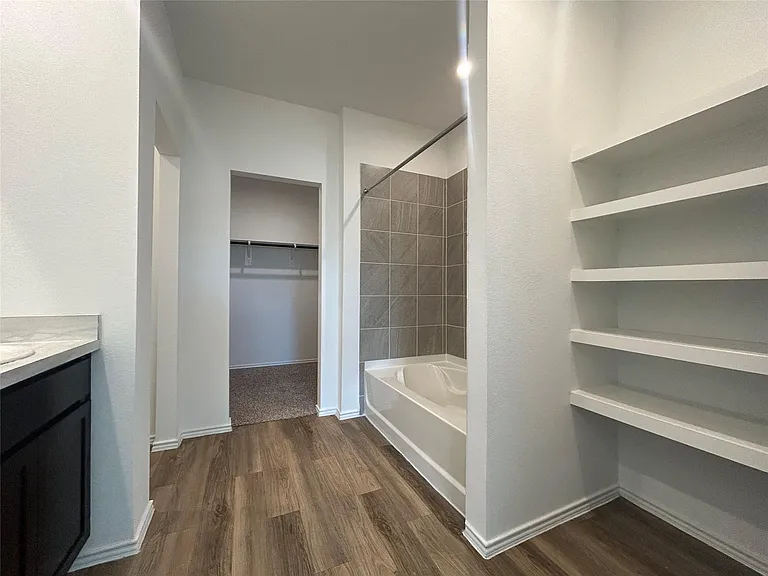 1739 Royal Rim Dr — Photo 16