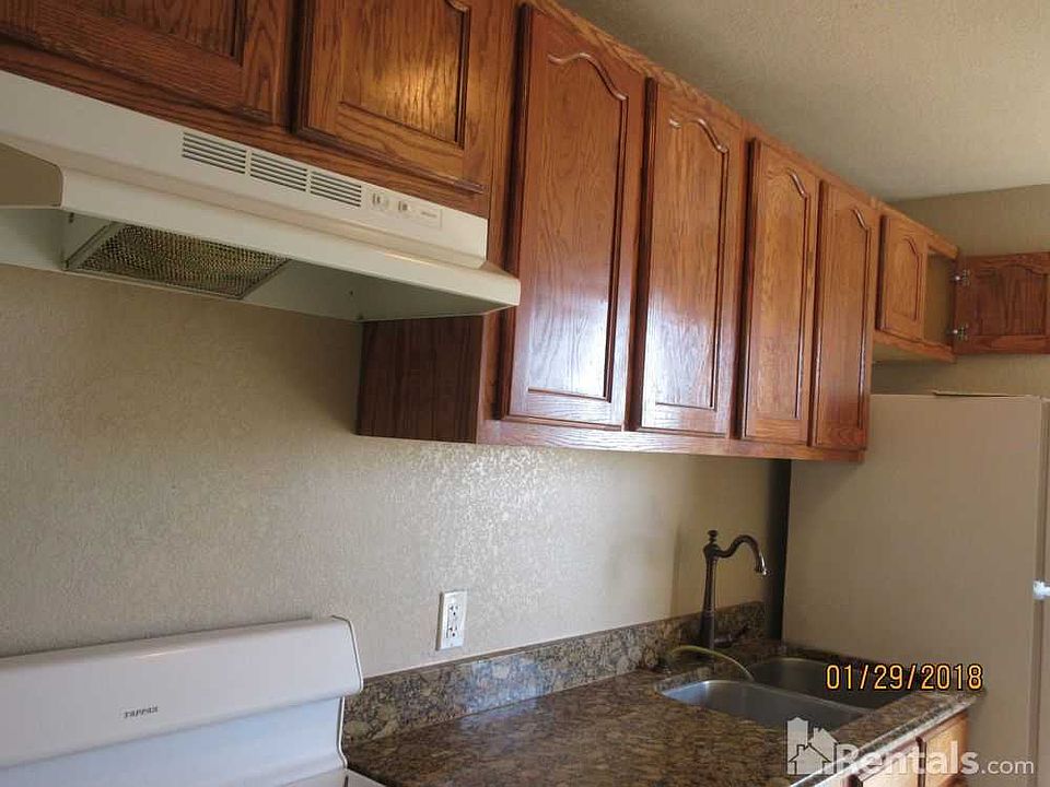 2nd image of 4029 Broaddus Ave APT 6