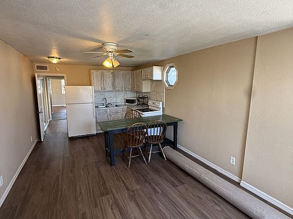 3rd image of 30 S Grandview Ave APT 1