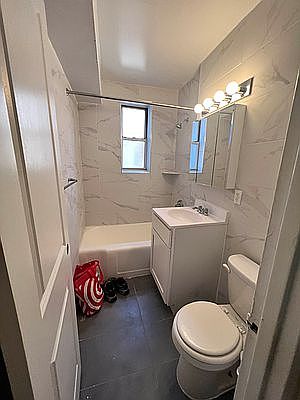 5th image of 143-09 Barclay Ave #4G