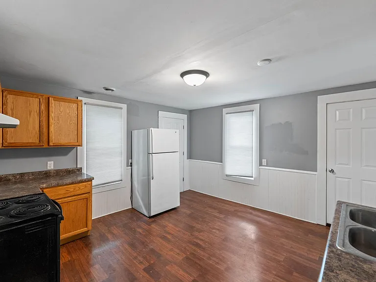 4615 Colfax Ave N — Photo 14