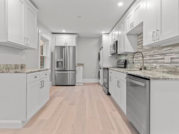 22 Berkley Rd #3, Hull, MA 02045