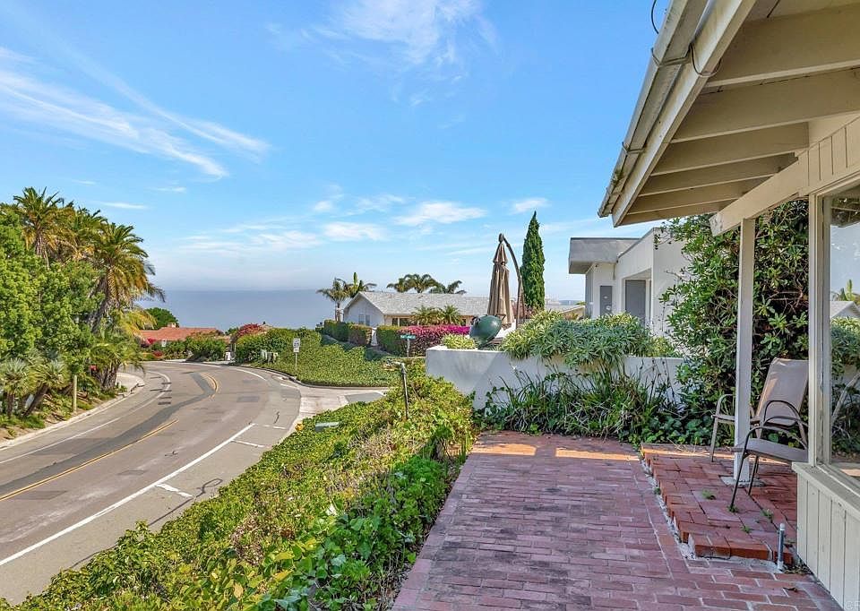 7349 Via Capri, La Jolla, CA 92037 | Zillow 7349 Via Capri, La Jolla, CA 92037 | Zillow
