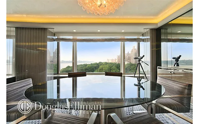 Sold by Douglas Elliman | media 4